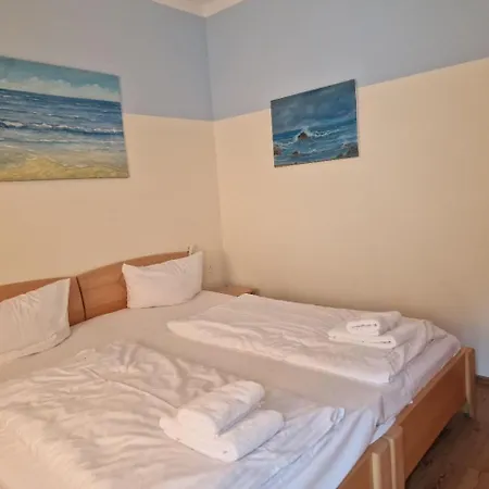 Remise Am Buchenpark Apartment *